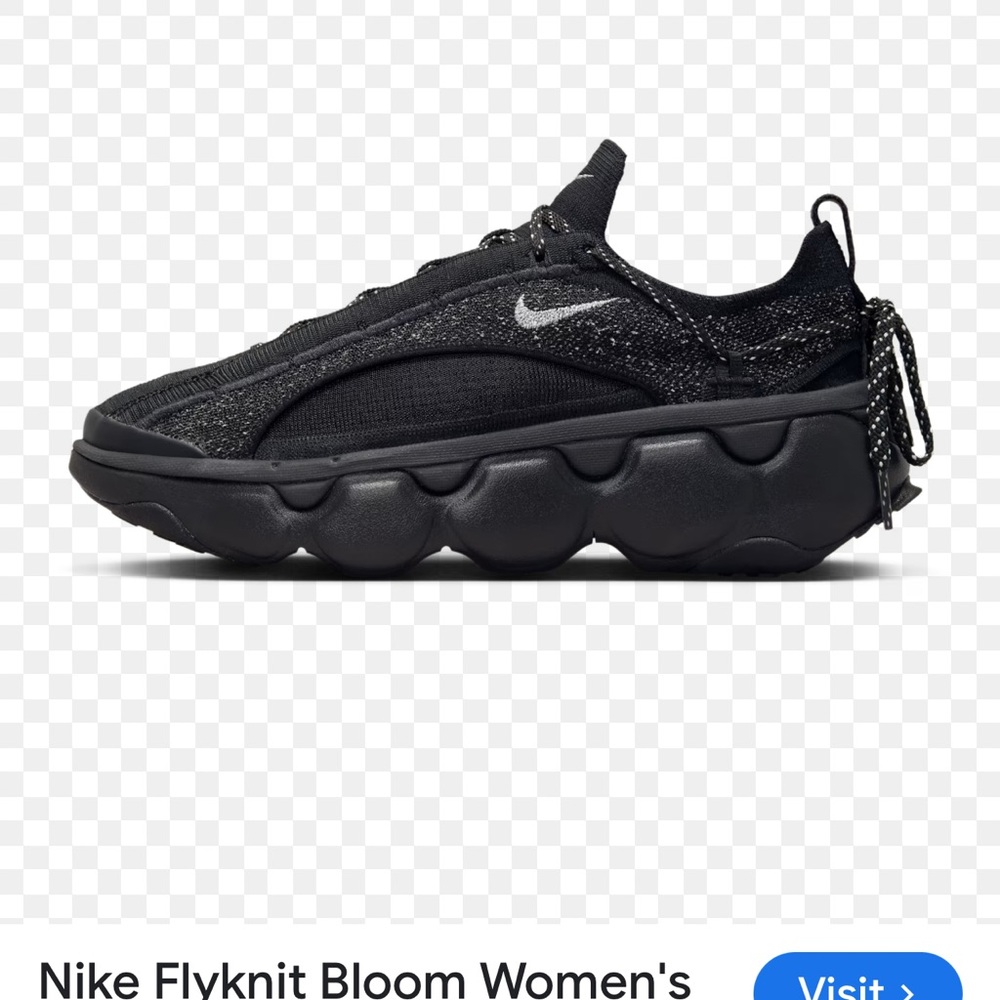 Nike Women's Black Flyknit Bloom Sneakers 9